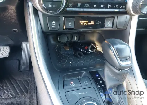 2020 Toyota Rav4 Hybrid Xle z USA, uszkodzony, nr VIN JTMRWRFV7LD068502